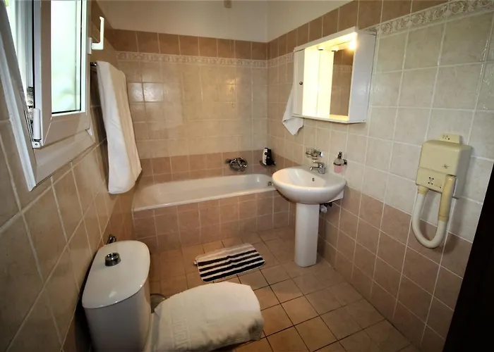 Nikki's & Apartament